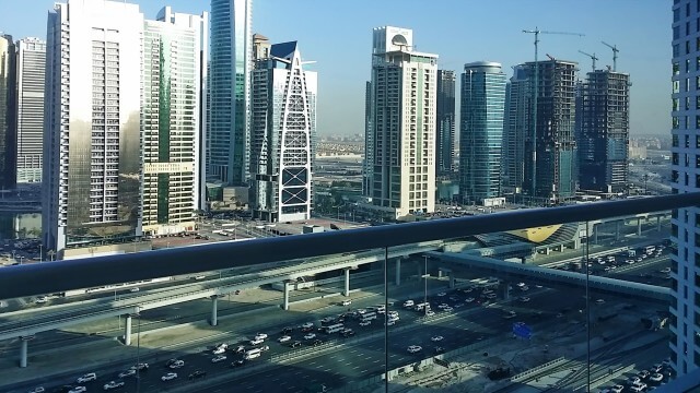 ВИД С БАЛКОНА. Квартира (apartments). UAE, Dubai Marina, West Avenue. 2015