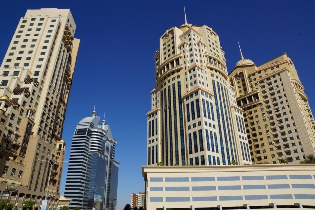 UAE, Dubai, Silicon Oasis - Palace Tower (справа)